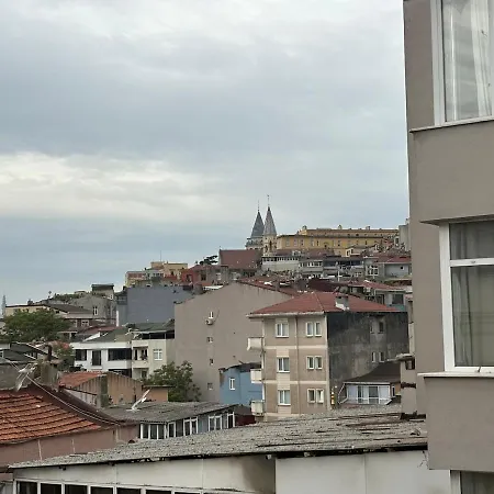 Appartement Galataport Cozy With 3 Bedroom Sauna Istambul